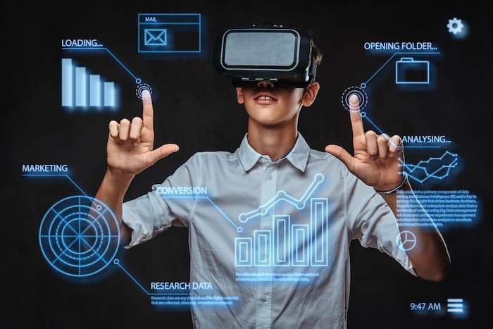 Role of Technology in Interactive Experiences